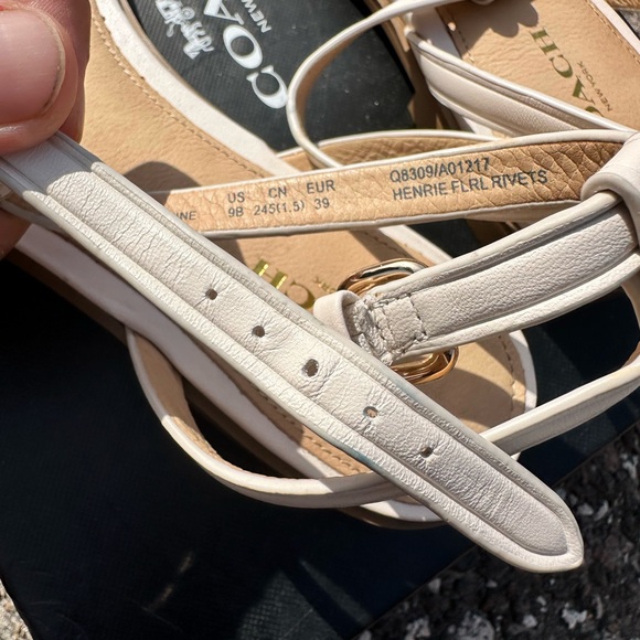 Coach Henriette Floral Rivets Sandals - Chalk White - Size 9M - Picture 14 of 16